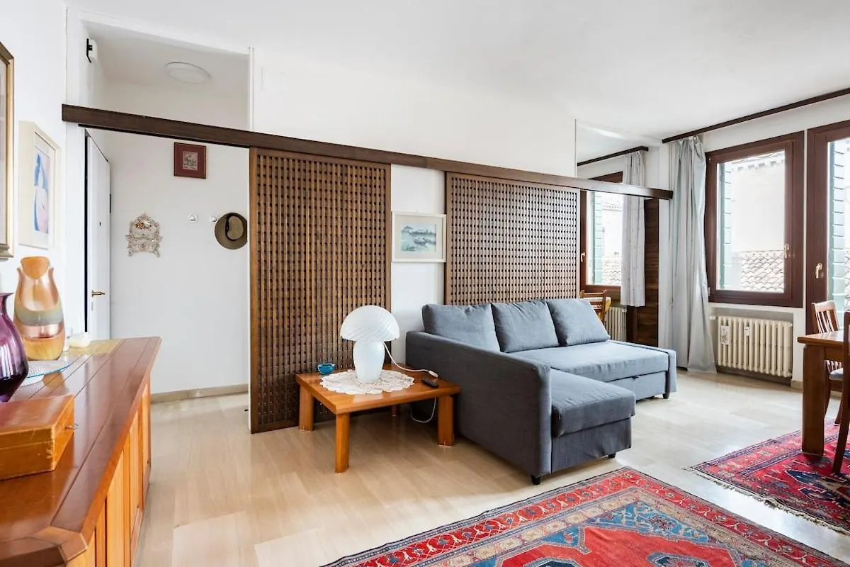 Charming Apartment In Zattere location