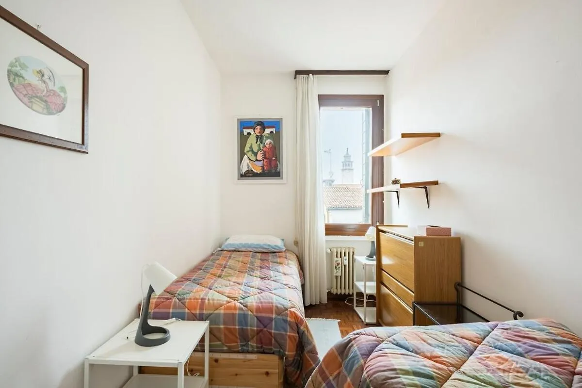 Charming Apartment In Zattere Venedig